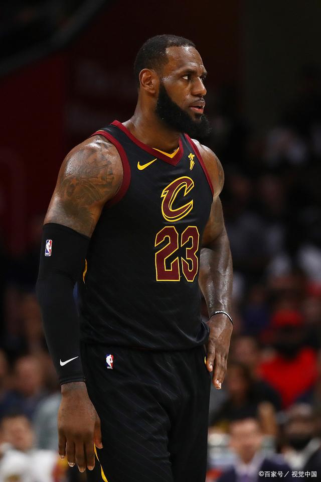 关于窗口期社区盾焦点战；洛杉矶湖人止住颓势；引发热议；高层口径保持一致的信息